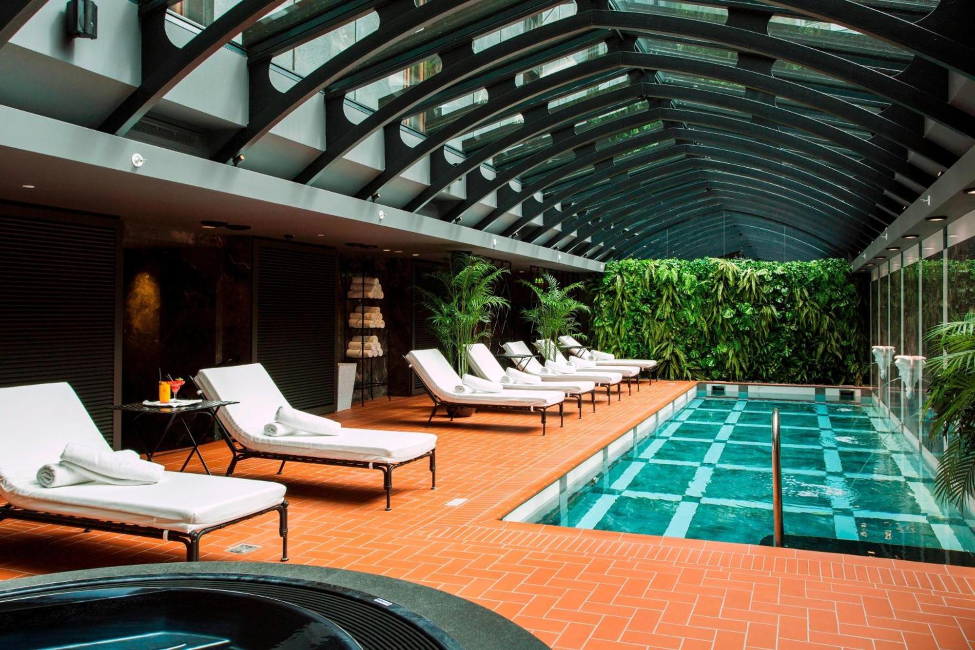 Hotel Telegraaf, Autograph Collection Tallinn Bagian luar foto The Spa at Mandarin Oriental, Munich